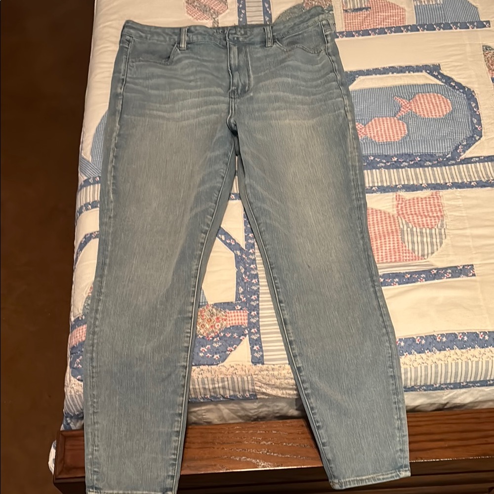 American Eagle Light Blue Jeggings